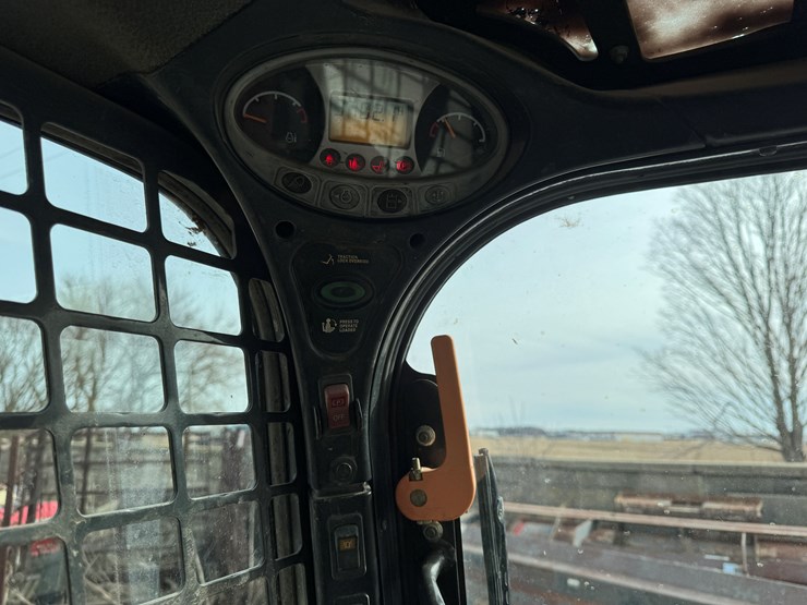 2019-bobcat-s650-image-18