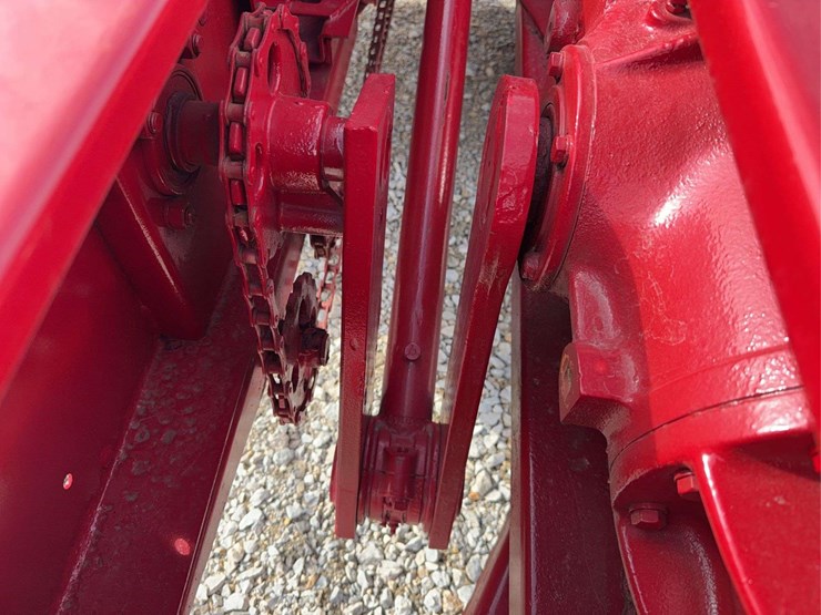 international-baler-image-13