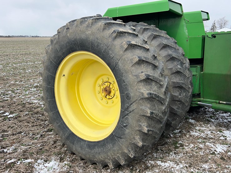 john-deere-8760-image-21