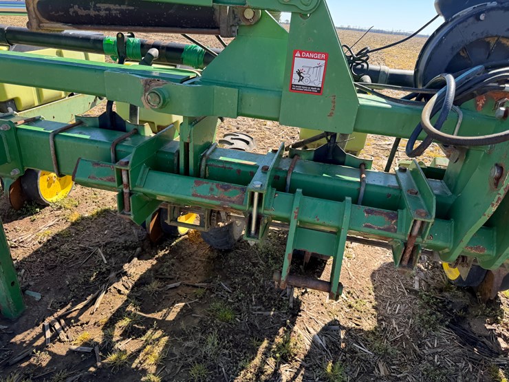 john-deere-1720-image-87