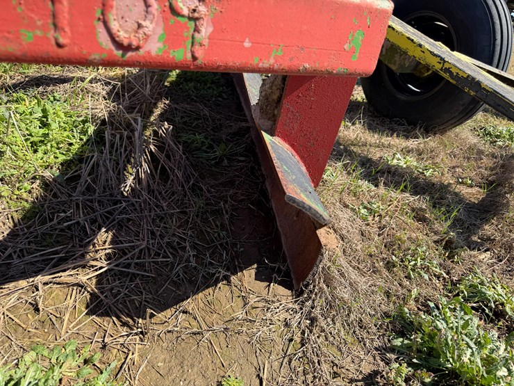 #42473-•-levee-squeeze-w/seeder-109-image-15