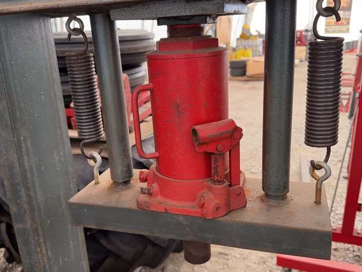 standard-manufacturing-30-ton-shop-press-image-9