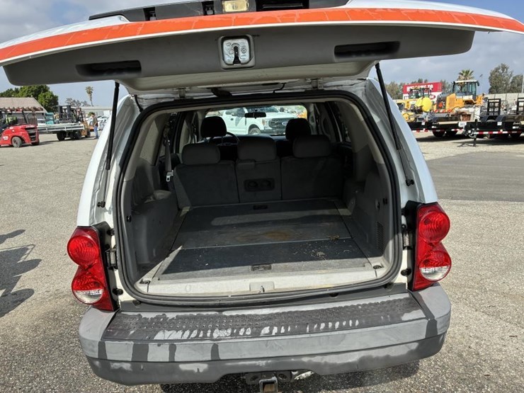 2008-dodge-durango-image-10