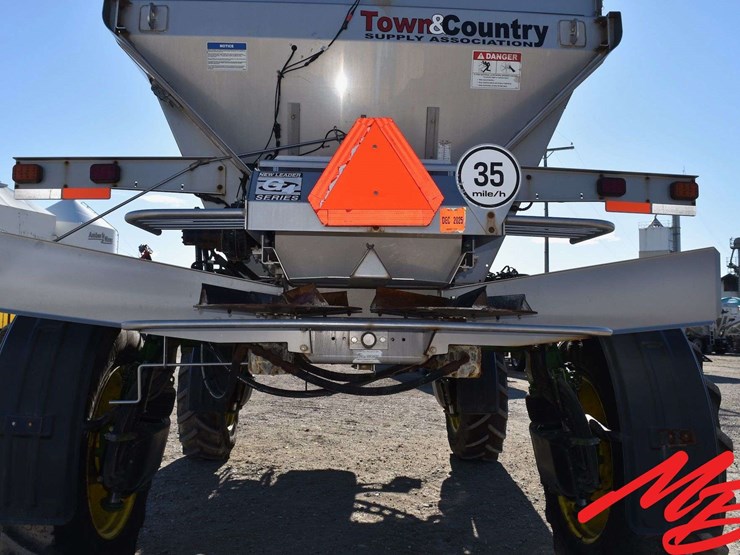 2018-john-deere-r4038-image-37