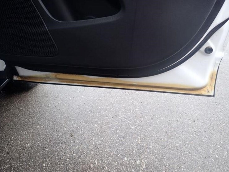 2016-jeep-cherokee-image-48