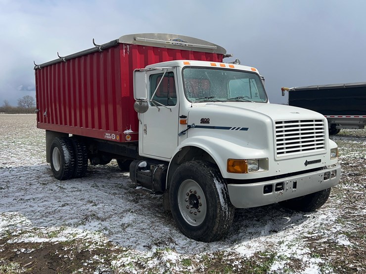 1999-international-4900-image-3