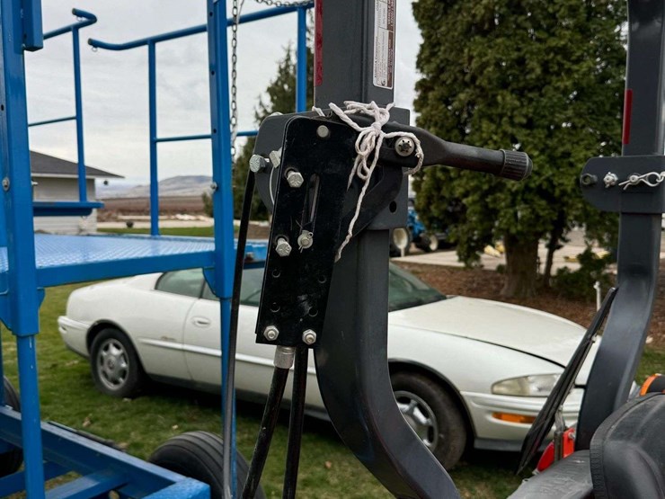 2021-kubota-l2501hst-image-26