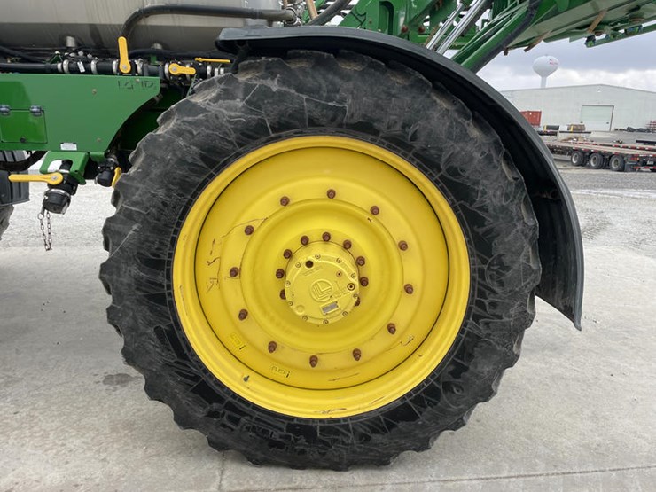 2018-john-deere-r4045-image-55