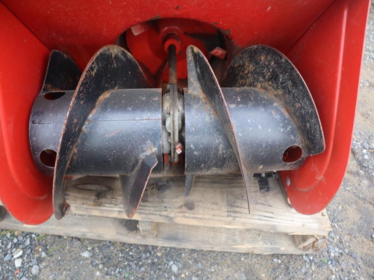 toro-snowblower-image-4