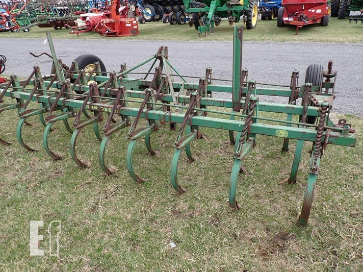 john-deere-c10-image-3