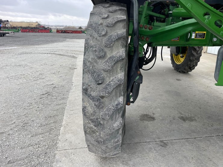 2018-john-deere-r4045-image-48
