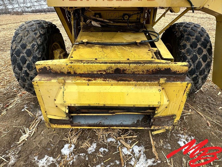 new-holland-70-image-10