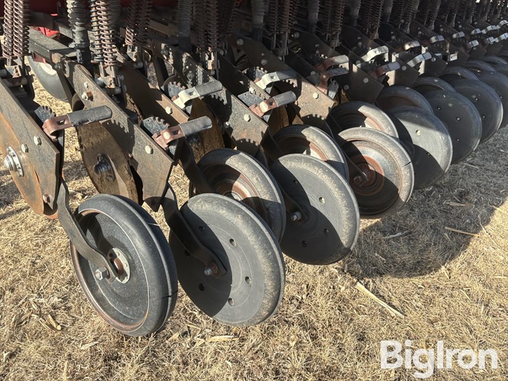 case-ih-5500mtdr-grain-drill-image-17