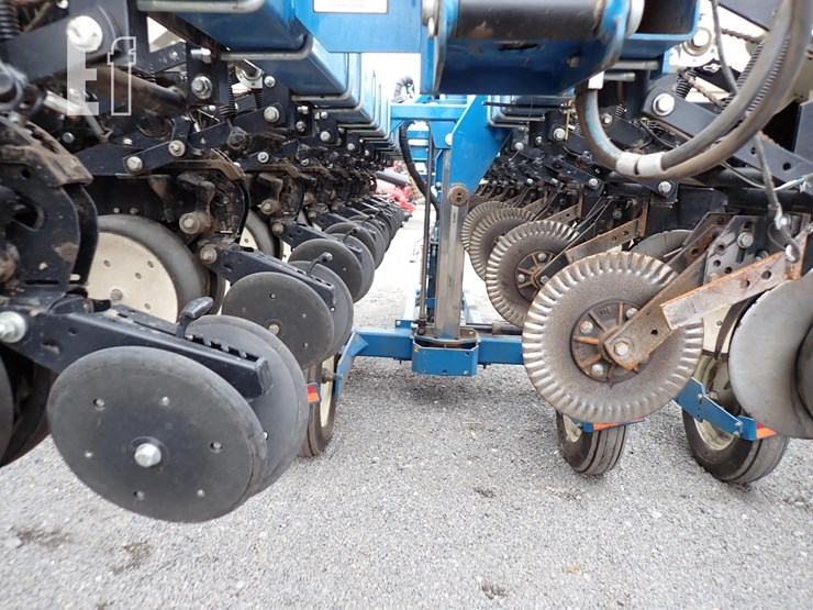 kinze-3500-image-9