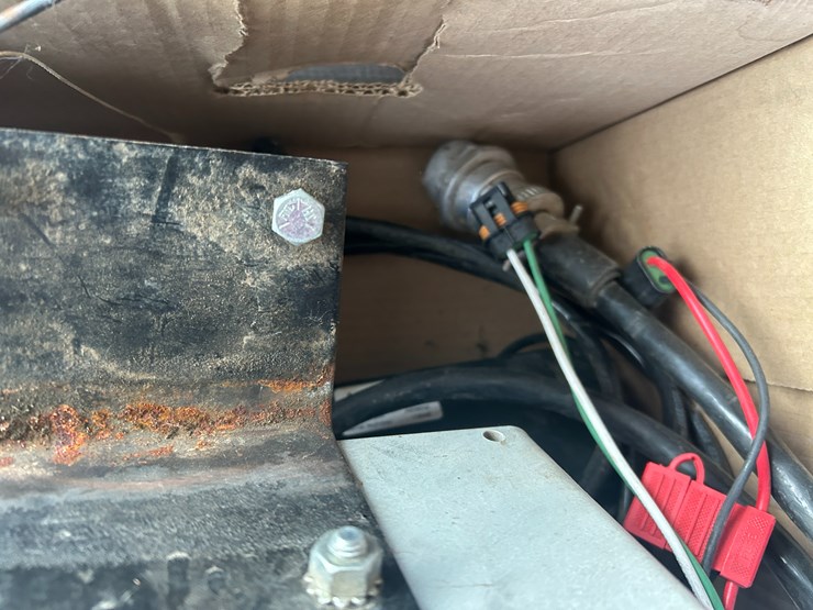 john-deere-12-image-36