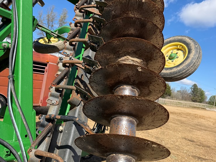 john-deere-2623vt-image-10