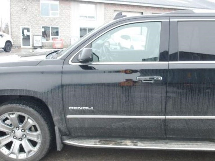 2016-gmc-yukon-denali-image-86