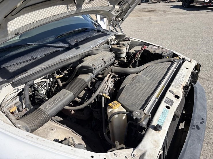 2001-dodge-2500-image-7