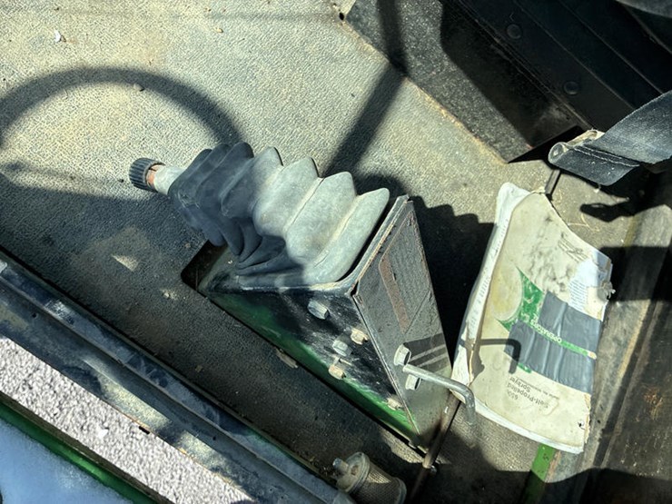 john-deere-6500-image-32