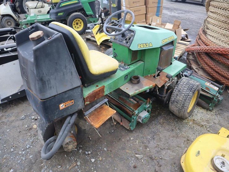john-deere-golf-course-mower-image-6