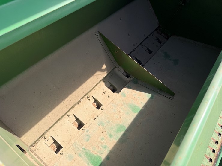 john-deere-1560-image-40