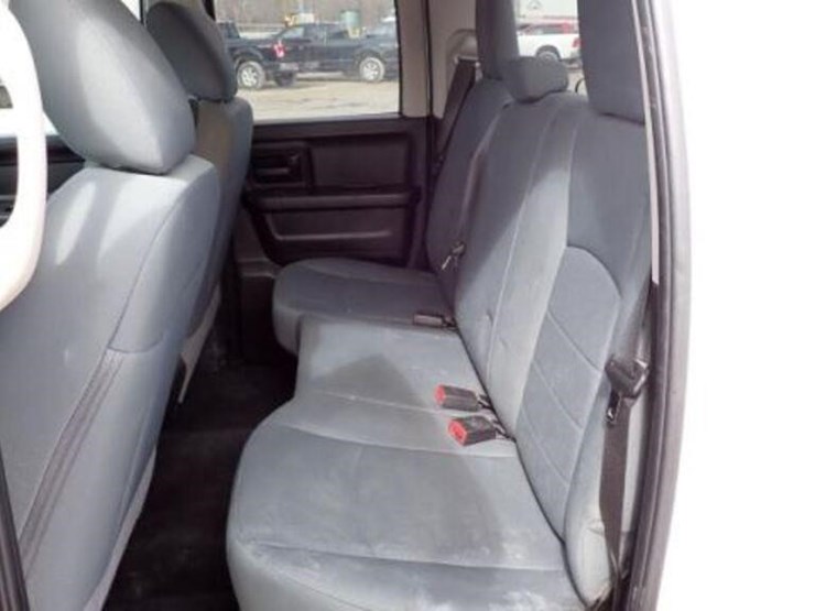 2018-dodge-1500-image-25