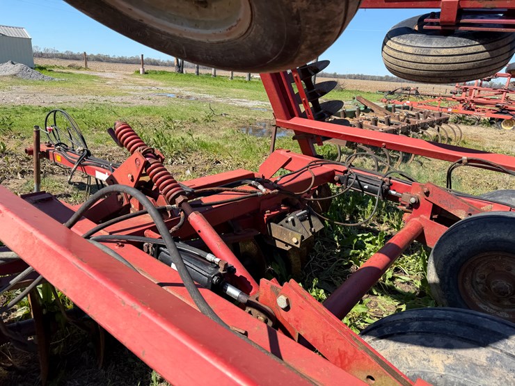 case-ih-3900dh-image-31