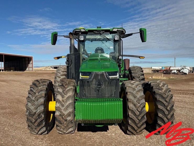 2021-john-deere-8r-370-image-5
