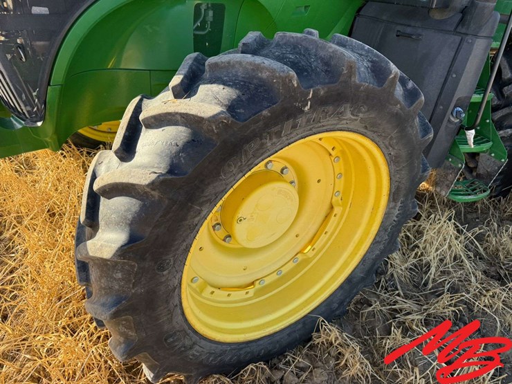 2015-john-deere-7210r-image-12