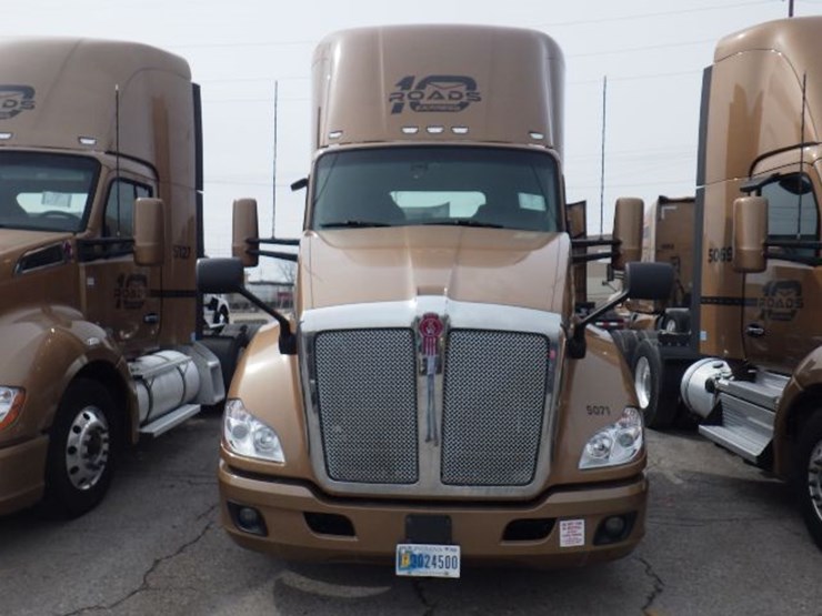 2022-kenworth-t680-image-2