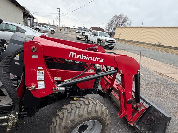 #1022-•-mahindra-2638-tractor-with-loader-(eau-claire,-wi)-image-48