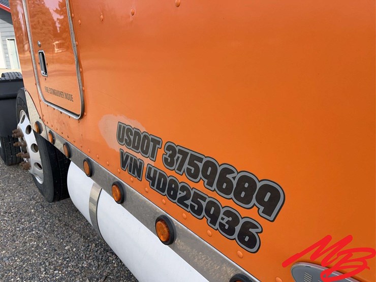 2004-peterbilt-379-image-60