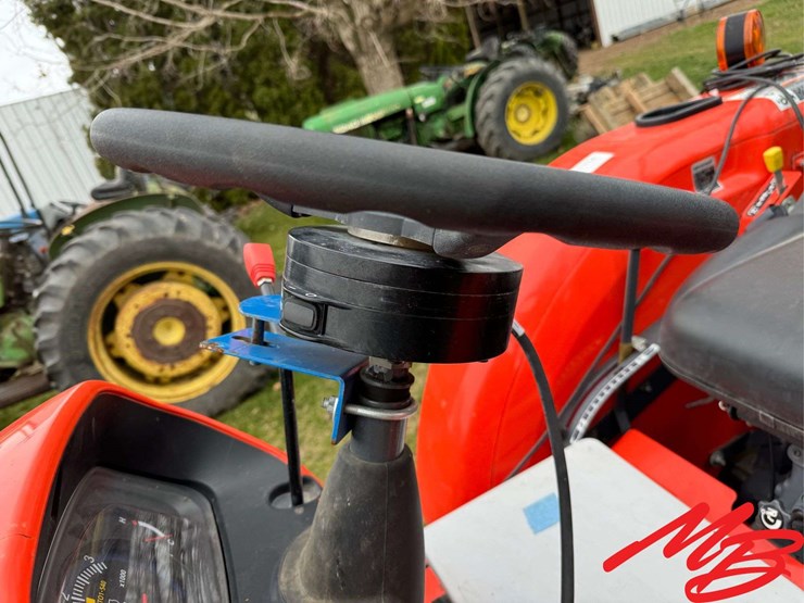 2021-kubota-l2501hst-image-11