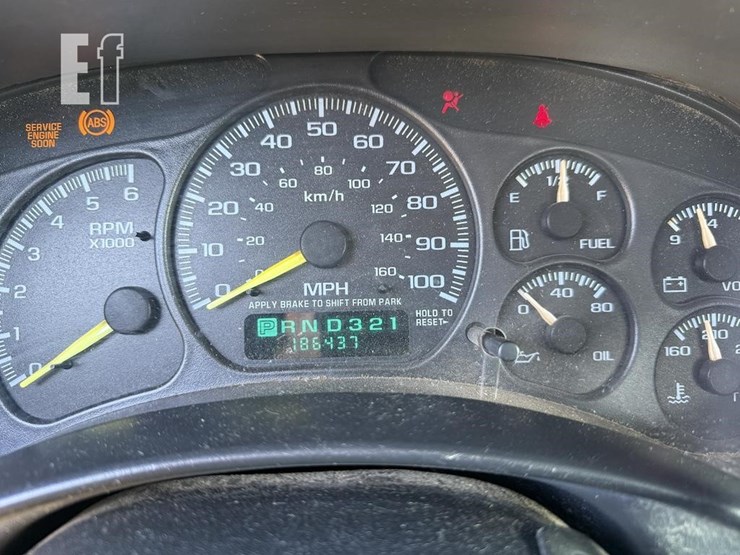 2000-gmc-2500-image-12