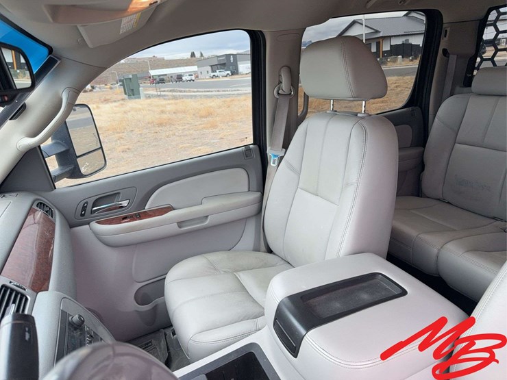 2009-gmc-sierra-2500-image-29