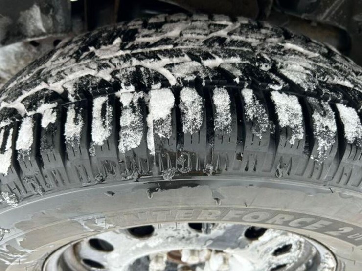 2017-ford-f150-xlt-image-52