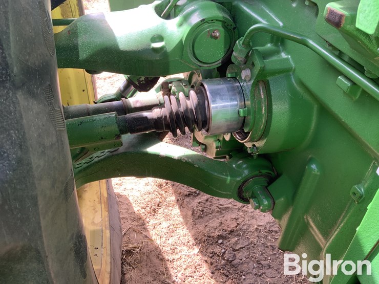 2013-john-deere-8310r-image-13