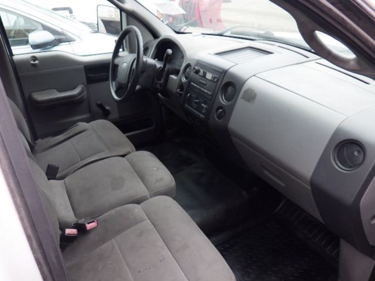 2006-ford-f150-xl-image-5