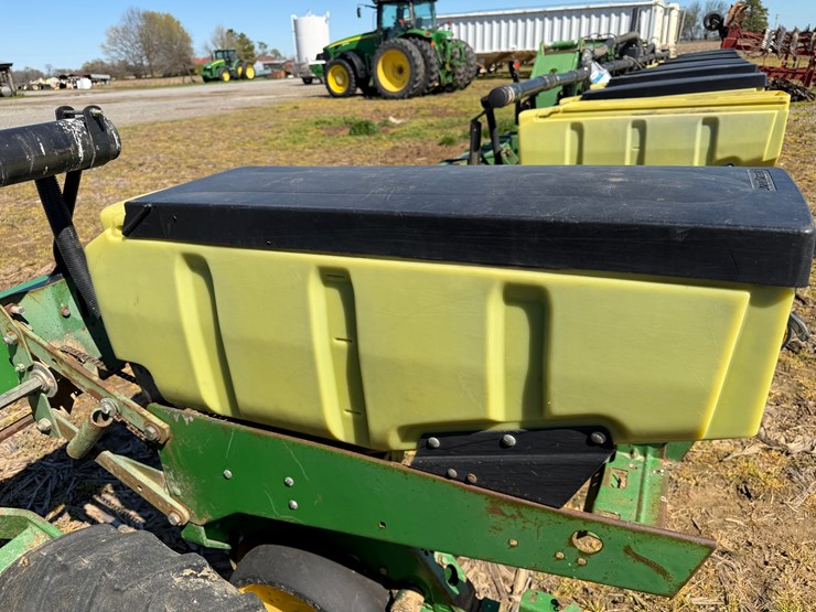john-deere-1720-image-23
