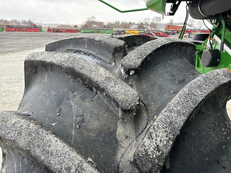 2023-john-deere-s780-image-48