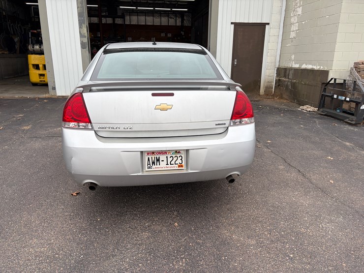 #1021-•-2014-chevy-impala-ltz-limited-(eau-claire,-wi)-(has-wi-title)-image-6