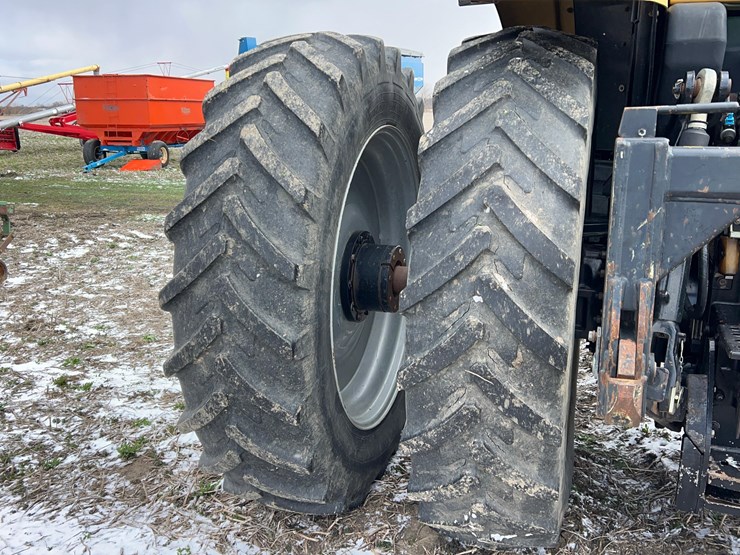 2002-challenger-mt665-image-51