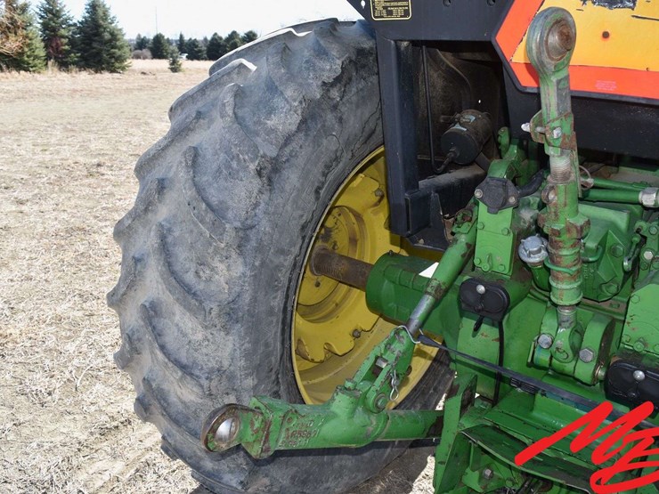 1989-john-deere-4455-image-22