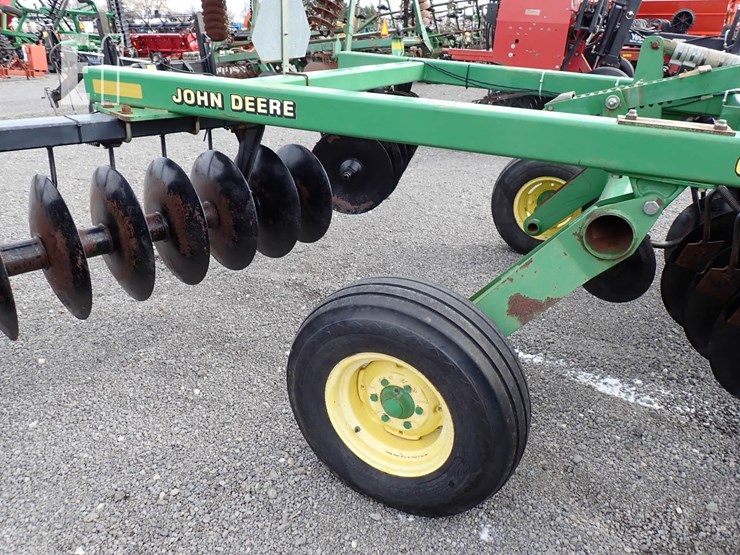 john-deere-637-image-5