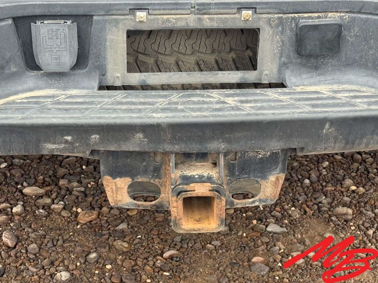 2014-chevrolet-2500-image-14