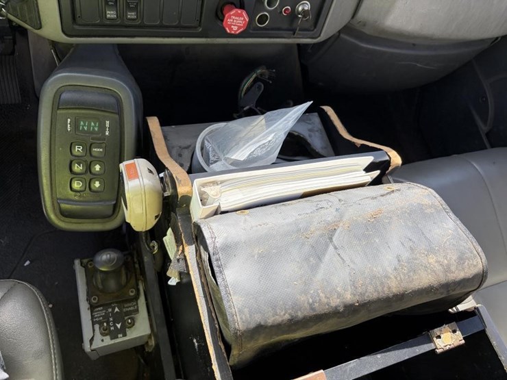 2012-international-workstar-7400-image-17