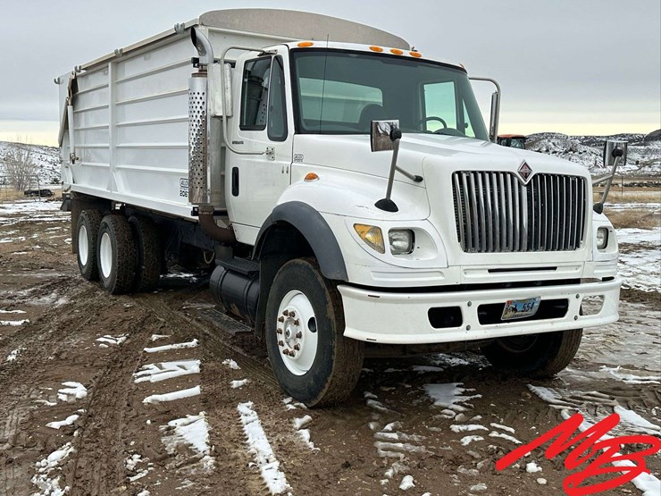 2004-international-7600-image-3