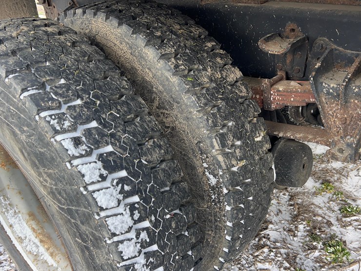 1989-international-s1900-image-25