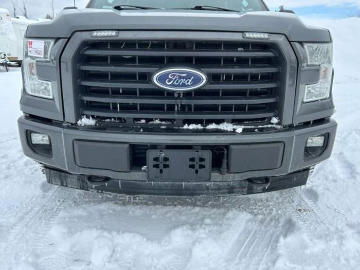 2017-ford-f150-xlt-image-36