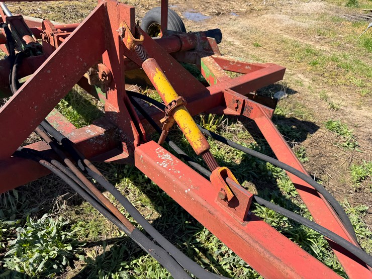 #42473-•-levee-squeeze-w/seeder-109-image-35